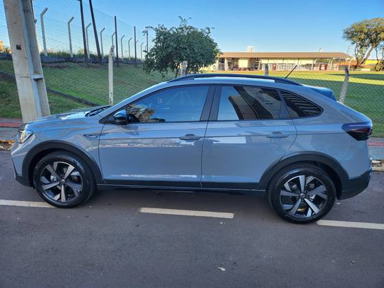 VOLKSWAGEN NIVUS 1.0 200 TSI TOTAL FLEX HIGHLINE AUTOMÁTICO